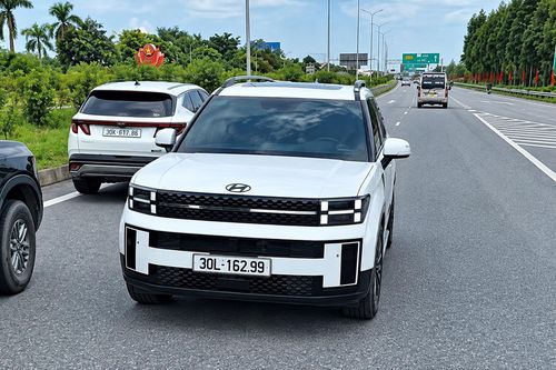 Ô tô đi ngược chiều trên Quốc lộ 1, tài xế bị phạt 19 triệu đồng