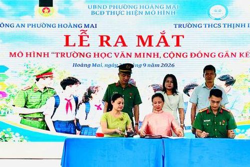 Phường Hoàng Mai ra mắt mô hình 'Trường học văn minh, cộng đồng gắn kết'