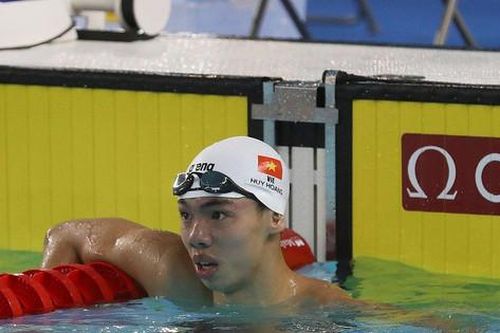Nguyễn Huy Hoàng cùng tuyển bơi Việt Nam vào chung kết 4x200m tự do ASIAD 20