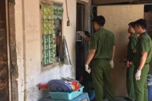 Phát hiện một người chết bất thường tại nhà ở Vĩnh Long, trên cổ có vết thương nghi bị giết