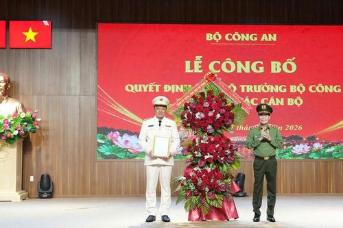 Phó Giám đốc Công an TPHCM giữ chức Giám đốc Công an TP Huế