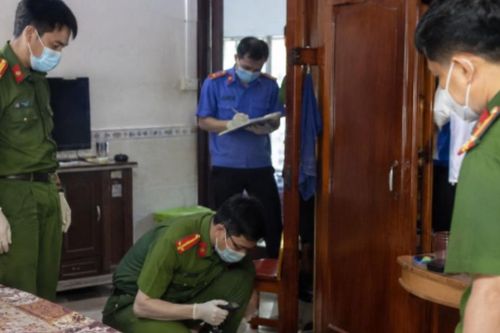 Phát hiện người đàn ông tử vong trong phòng riêng, trên cổ có vết lạ