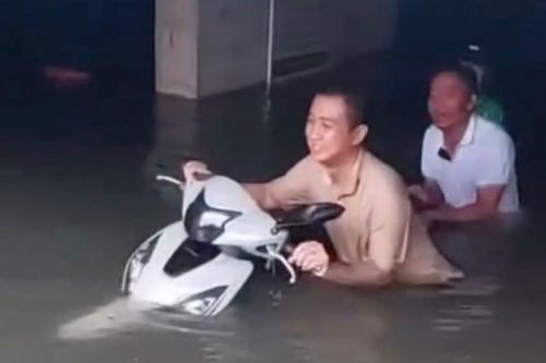 Xe bị ngập dưới hầm chung cư, người dân có được bồi thường?