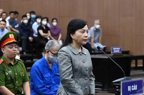 Cựu Bộ trưởng Bộ Y tế chuẩn bị hầu tòa phúc thẩm vì gây thất thoát hơn 800 tỷ đồng