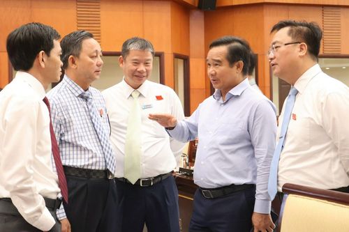 Cứu bệnh nhân thận, giữ chân bác sĩ: Quyết sách vì dân của TP.HCM