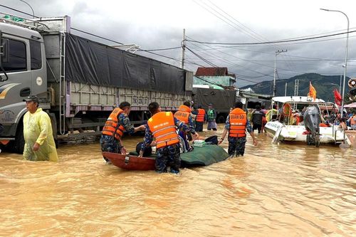 Khánh Hòa khẩn cấp ứng phó mưa dông, lũ quét và sạt lở đất