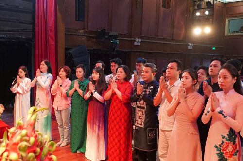 Nhà hát Kịch Việt Nam:Giữ lửa sân khấu từ lòng tri ân Tổ nghề