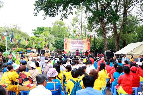 An Giang kỷ niệm 170 năm ngày giỗ cụ Đoàn Minh Huyên