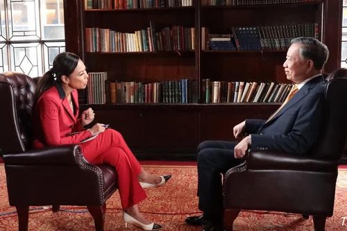 Tổng Bí thư, Chủ tịch nước Tô Lâm trả lời phỏng vấn kênh truyền hình Bloomberg TV