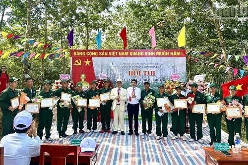 Sôi nổi hội thi bàn tay vàng thu hoạch mủ cao su tại Điện Biên