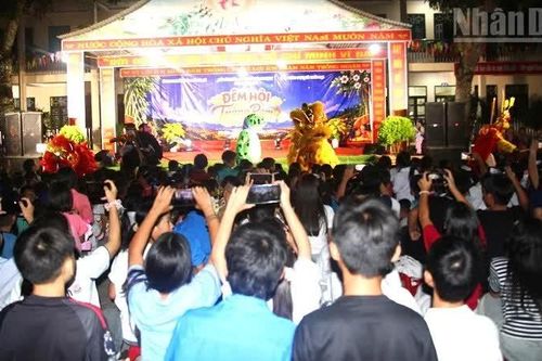 Rộn ràng Tết Trung thu ở vùng biên Nà Hỳ