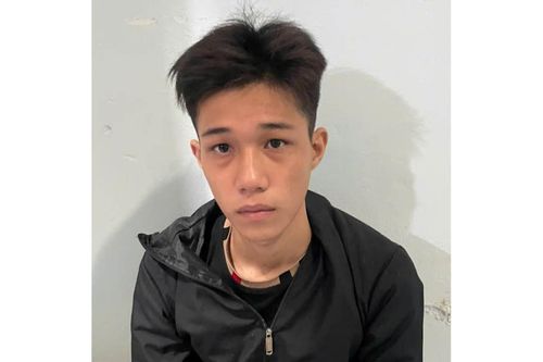 Kịp thời chặn đứng nguy cơ hỗn chiến từ 2 đối tượng vác hung khí đi đêm