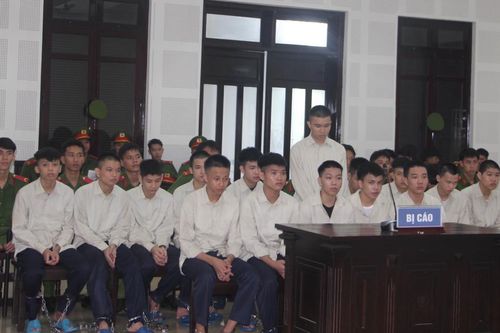 Xét xử nhóm thanh thiếu niên có hành vi giết người, gây rối trật tự công cộng trên đường 2 Tháng 9
