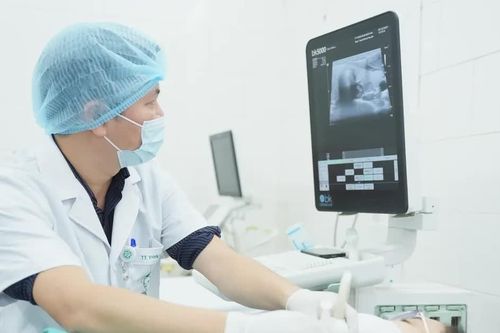 Mở rộng quyền lợi BHYT, giảm gánh nặng chi tiền cho người dân