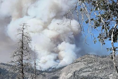 Rơi trực thăng chữa cháy ở California, hai phi công thiệt mạng