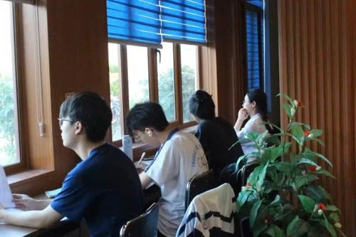 Nâng tầm văn hóa đọc thời công nghệ