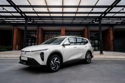 Top 5 xe MPV bán chạy nhất tháng 8/2026: VinFast Limo Green tiếp tục dẫn đầu