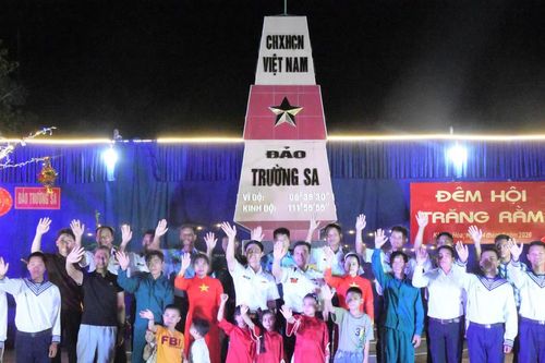Đặc khu Trường Sa chuẩn bị chu đáo cho Tết Trông trăng ngoài đảo xa