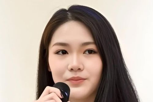 Nhan sắc hot girl cầu lông Thái Lan bị đình chỉ ở Asiad