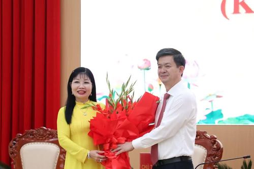 Bà Trần Thị Thanh Hương được bầu làm Chủ tịch HĐND tỉnh An Giang