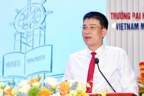 Lãnh đạo Bộ Xây dựng nêu bốn yêu cầu để phát triển Đại học Hàng hải Việt Nam