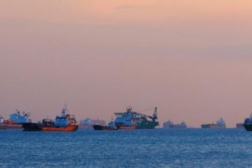 Trafigura lập công ty tàu dầu riêng
