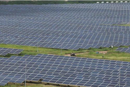 Tăng tốc phát triển năng lượng tái tạo để đạt mục tiêu năm 2030
