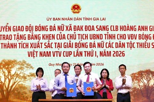 Hoàng Anh Gia Lai chính thức tiếp nhận đội bóng nữ Đak Đoa