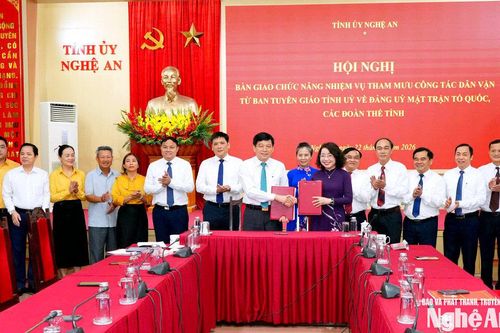 Nghệ An: Bàn giao chức năng, nhiệm vụ về công tác dân vận sang Đảng ủy Mặt trận Tổ quốc, các đoàn thể tỉnh