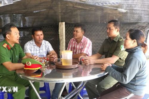 Quảng Ngãi dùng khoa học đẩy lùi hủ tục ở vùng đồng bào dân tộc thiểu số