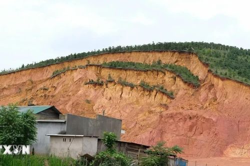 Lâm Đồng di dời 22 hộ dân với 125 nhân khẩu ra khỏi vùng sạt lở