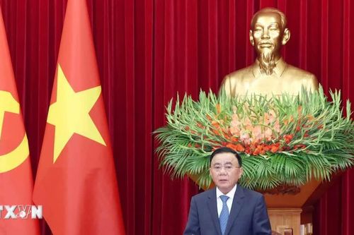 Thường trực Ban Bí thư Trần Cẩm Tú tiếp Đoàn cán bộ cấp cao Đảng Nhân dân Cách mạng Lào