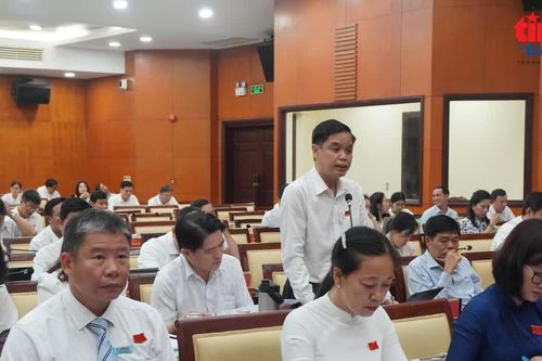 Đại biểu đề nghị tháo gỡ điểm nghẽn, mở rộng dư địa phát triển mới