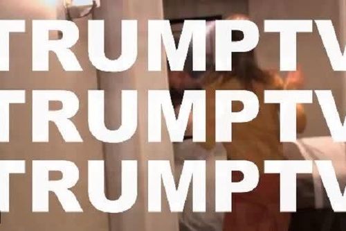 Nhà Trắng quảng bá 'Trump TV' sau khi các đài lớn ngừng đưa tin
