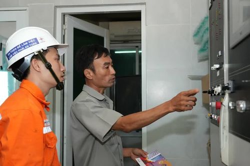 Đảm bảo an toàn điện mùa mưa bão tại Thành phố Hồ Chí Minh