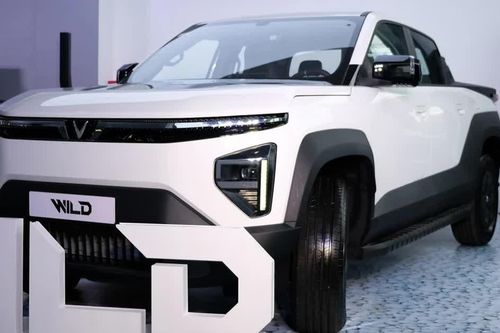 Ngắm VinFast VF Wild thực tế tại đại lý, không có cửa mở ngược như bản concept