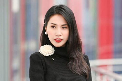 Thủy Tiên dũng cảm khi bắt đầu lại sau tuyên bố buông bỏ ở tuổi 41