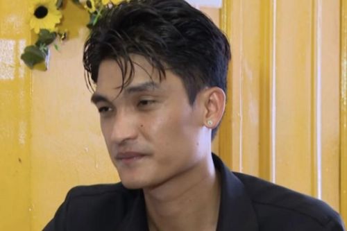 Mạc Văn Khoa bỏ phố về quê