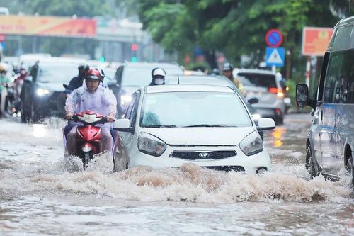 Hà Nội siết quản lý hệ thống thoát nước trước những trận mưa lớn