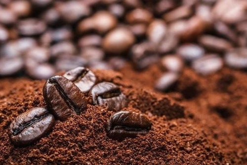 Giá nông sản hôm nay (22/9): Giá cà phê dao động trong khoảng 93.000 - 93.800 đồng/kg, hồ tiêu đi ngang