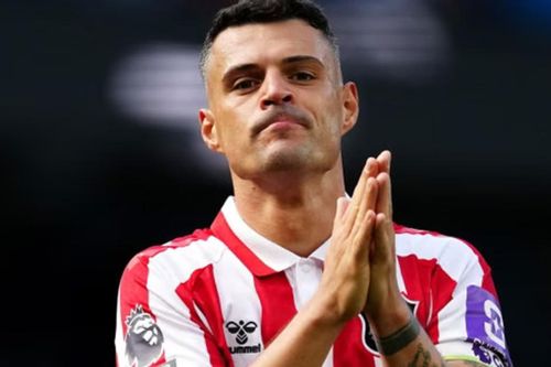 Granit Xhaka đối mặt án tù vì giấy chứng nhận Covid giả