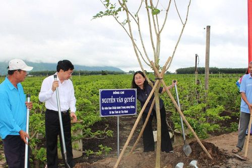 Tây Ninh kêu gọi giảm rác thải từ mỗi bữa ăn