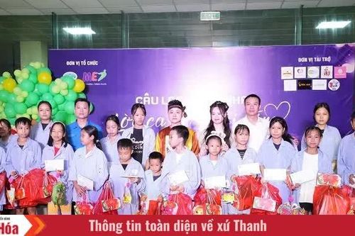Mang Trung thu ấm áp đến với bệnh nhi