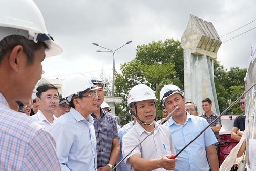 Tăng tốc giải phóng mặt bằng, đẩy nhanh tiến độ các dự án