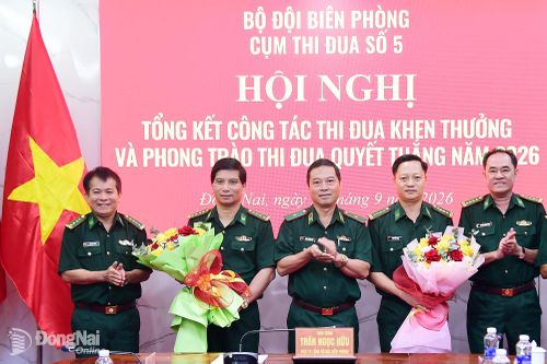 Đẩy mạnh thi đua trong quản lý, bảo vệ chủ quyền lãnh thổ, an ninh biên giới
