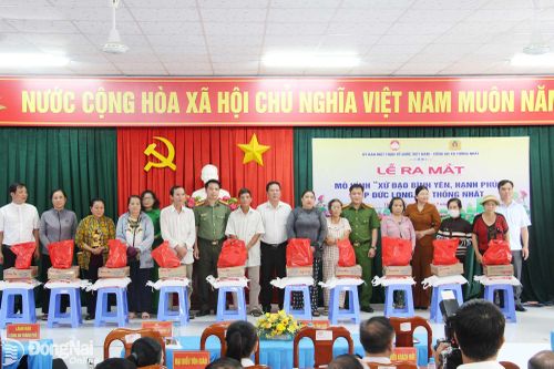 Chăm lo thiếu nhi dịp Tết Trung thu