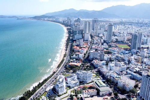 Sớm đầu tư nâng cấp các tuyến giao thông đô thị