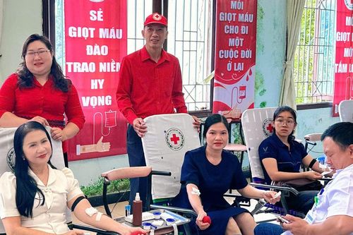 Ngày hội hiến máu 'Giọt hồng Gia Nghĩa' tiếp nhận 388 đơn vị máu