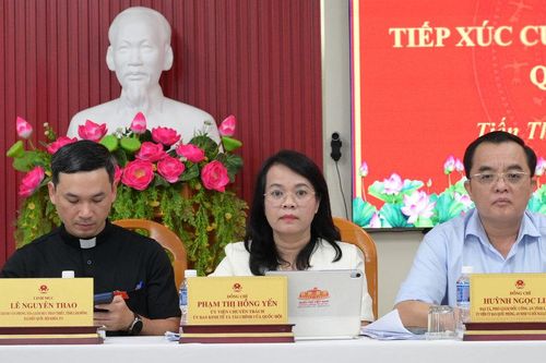 Đại biểu Quốc hội tỉnh Lâm Đồng tiếp xúc cử tri phường Tiến Thành