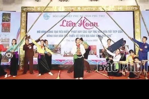 Góp sức giữ gìn bản sắc văn hóa dân tộc